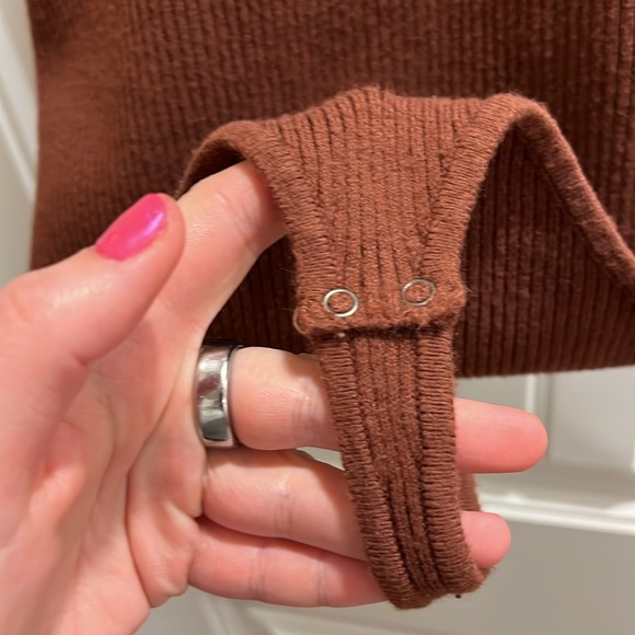 Sweetheart Knit Bodysuit - Picture 5 of 5